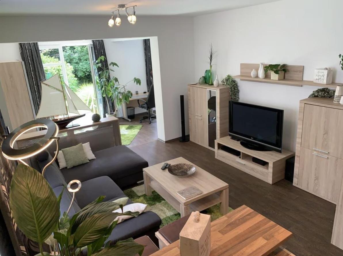 Ferienwohnung Loft- Direkt Am Falderndelft - Naehe Innenstadt 埃姆登 外观 照片